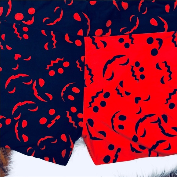 Lularoe Tall & Curvy - Picture 2 of 3